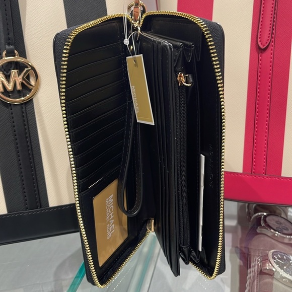 MICHAEL KORS JST 
Leather Continental Wristlet Phone Case Wallet
Black Multi
NWT - Picture 8 of 16